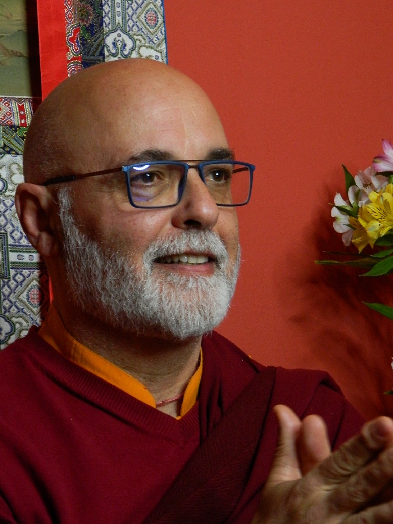 Entrevista com Lama Rinchen – Monge da Escola Sakya - Budismo Tibetano - Tema Mantras